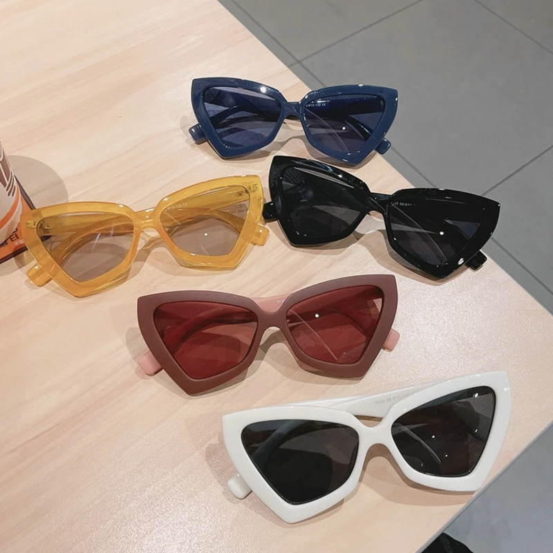 Triangle sunglasses - Kf sdc fedaaa f c a b fc be u lunettes de soleil yeux de chat pour femmes lunettes de soleil pour femmes lunettes de soleil - Tenue de festival