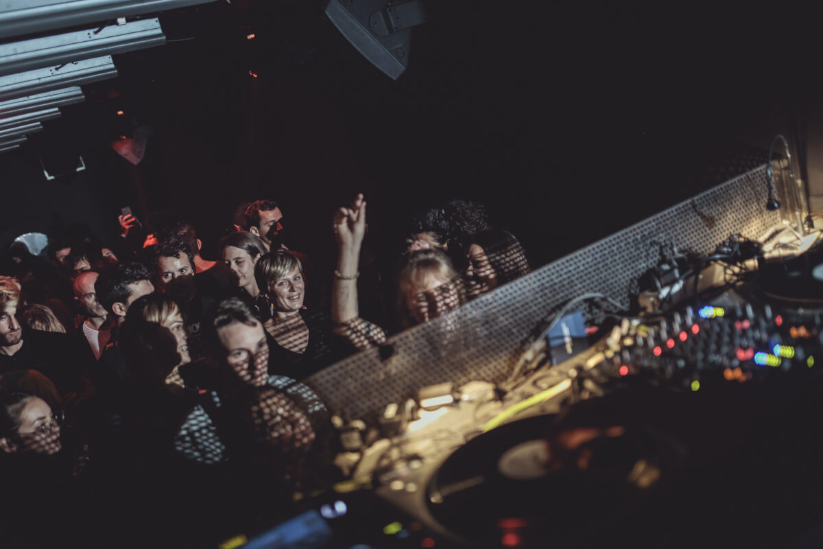 Les meilleurs lieux de soirées techno à Lyon - Credit: www.instagram.com/gcplyon - Tenue de festival
