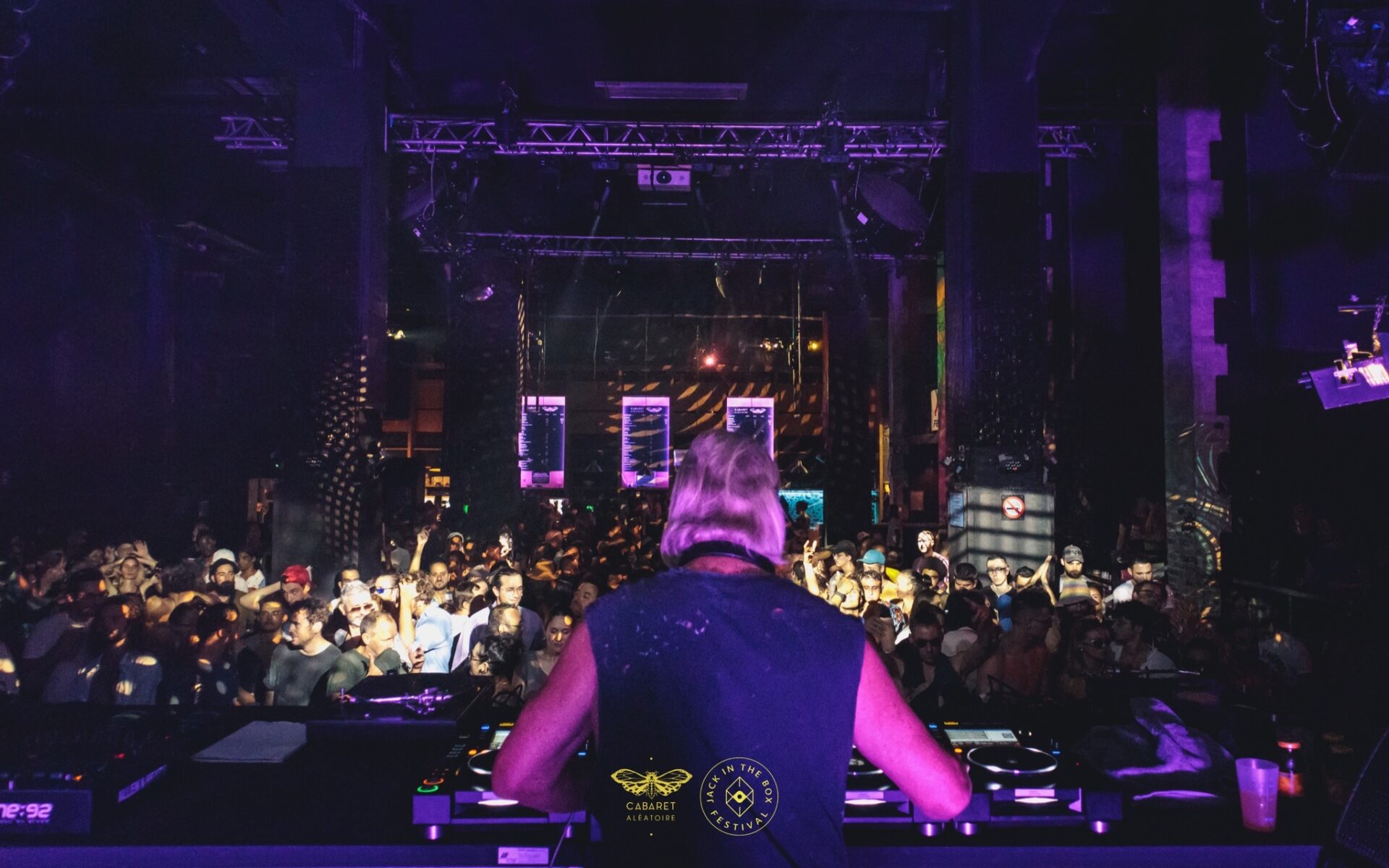 Les meilleurs lieux de soirée techno à Marseille - Cabaret aleatoire soirée techno à marseille - Tenue de festival