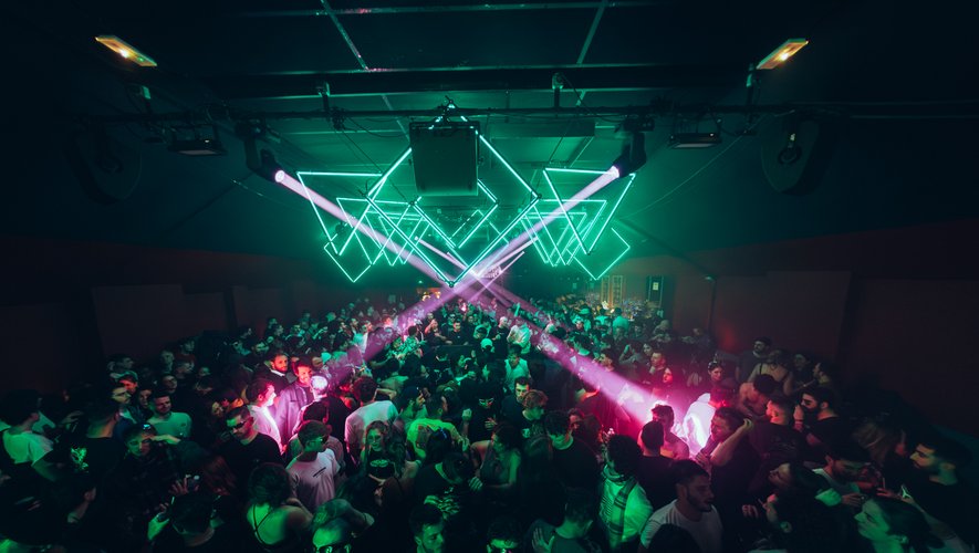 The Best Venues for Techno Parties in Toulouse 8 Les meilleurs lieux de soirées techno à Toulouse - Le rex soirées techno toulouse - Tenue de festival